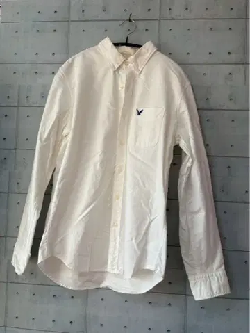 American Eagle 화이트 긴팔 셔츠