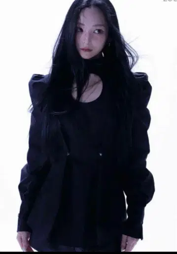 melt the lady 포니테일 블라우스