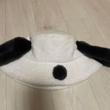 귀달린 화이트 버킷햇