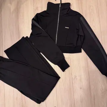 C'LENA 셋업 저리 크롭 기장 블랙 저리 한국 숏 기장