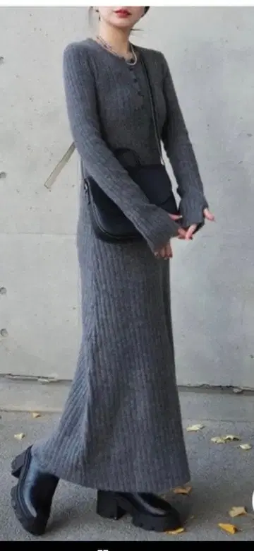 그레이 리브 긴팔 롱 니트 원피스