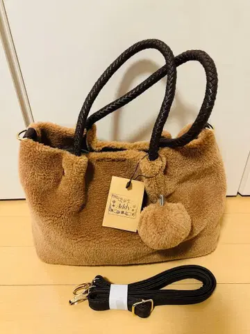 Addy 아디 베이지 퍼 토트백 2WAY 숄더 겸용