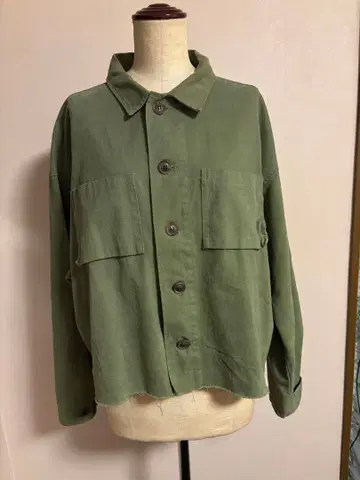 플러지 올리브 그린 자켓