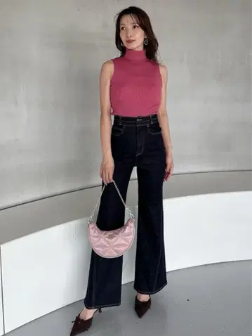 [ 미사용 ] Sustainable 스트레치 플레어 데님 팬츠