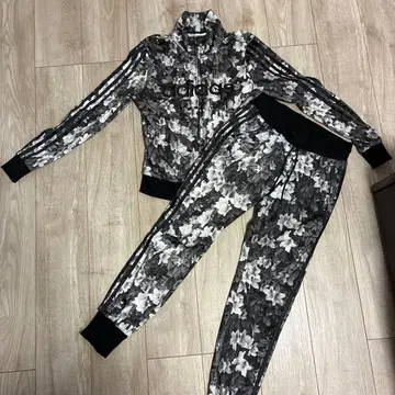 adidas neo 플라워 프린트 저지 세트