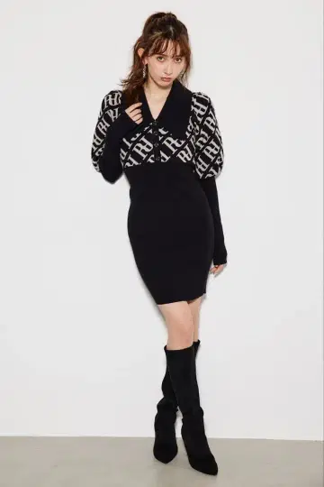 R 로고 타이트 미니 니트 원피스