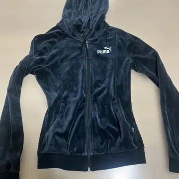 PUMA 블랙 후드 부착 후드티 트랙 자켓