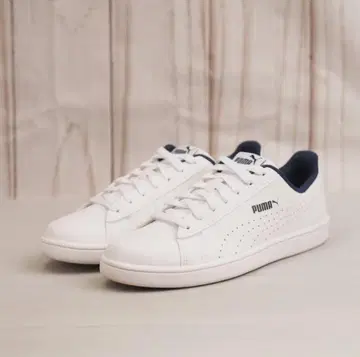 새상품급 PUMA UP PERF 업퍼프 23cm