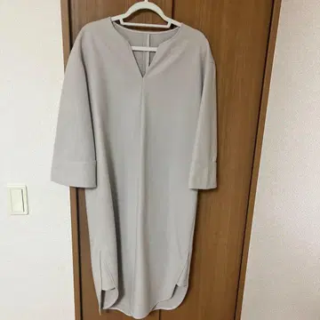 SIMPLICITE V넥 긴팔 원피스 FREE 사이즈