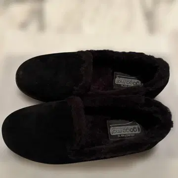 스케쳐스 gogamat 블랙 스웨이드 슬립온