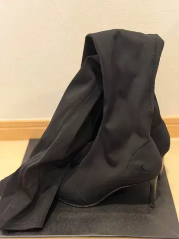 YELLO 블랙 스트레치 롱 부츠