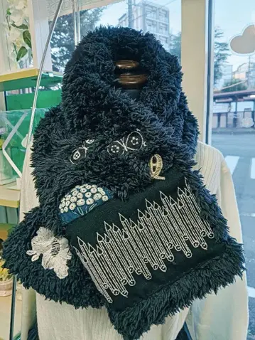 미나 페르호넨 핸드메이드 넥워머