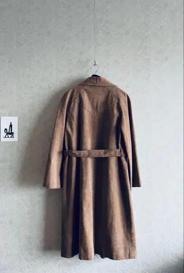 MIKALADY 스웨이드 카멜 코트