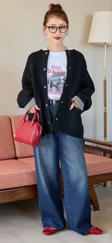 안쪽 배색 스냅 니트 가디건