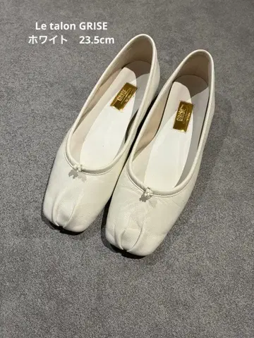 Le Talon GRISE 레더 스퀘어 플리츠 플랫 23.5cm