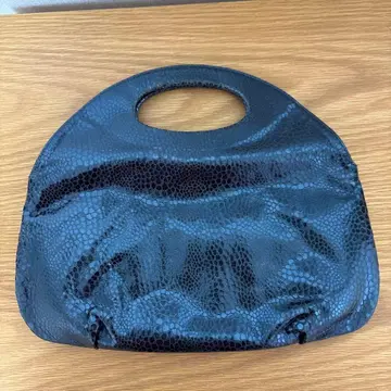 히로코 하야시 블루 핸드백