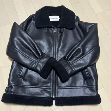 Ray BEAMS 블랙 무스탕 코트