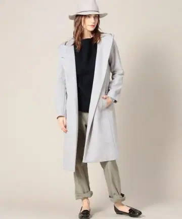 후드 부착 그레이 롱 코트