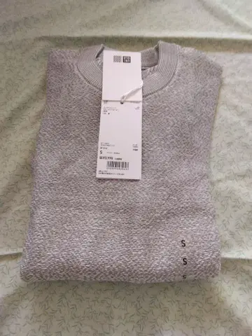 유니클로 U 수피마 코튼 크루넥 스웨터 M 사이즈