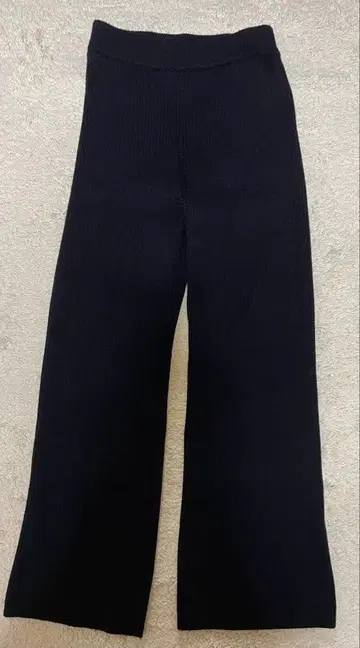 뷰티 앤 유스 리브 니트 팬츠