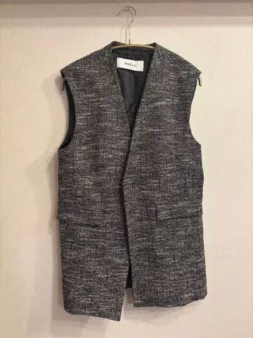 [컨디션 최상] 소 SOEJU 트위디 자카드 베스트 M 블랙