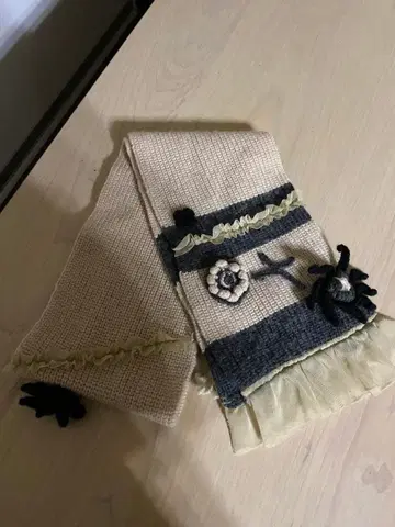 센소유니코 니트 머플러 히로코비스도