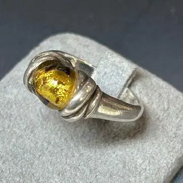 실버 반지 금박 유리