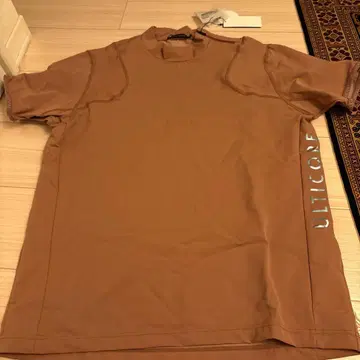 ULTICORE 브라운 셔츠 L 사이즈 모크넥
