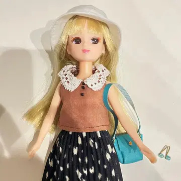 리카짱 옷 갈아입기 의류 아웃핏