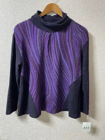 마리무라() 얇은 소재 니트 하이넥 울 혼방 새상품 미사용 택 포함