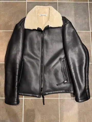 ZARA 블랙 가죽 자켓 L