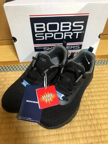 미사용 새상품 스케쳐스 스니커즈 와이드핏 BOBS 보브스 24.5