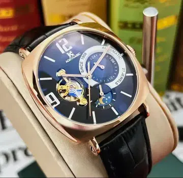 자동 시계 스퀘어형 블랙/골드