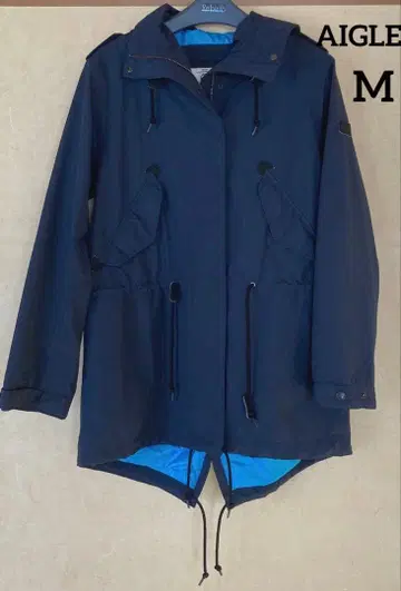[ AIGLE ] M 네이비 마운틴 후드티 후드 부착