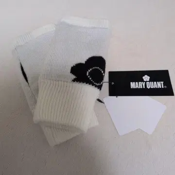 장갑 택 포함 새상품 마리콴트 손가락 없음