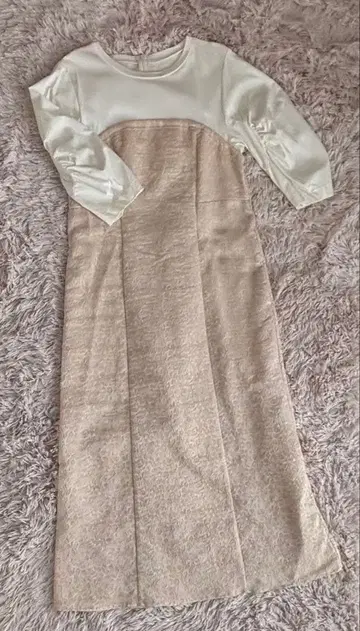 nano universe 반팔 원피스