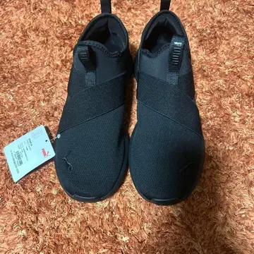Puma 블랙 슬립온