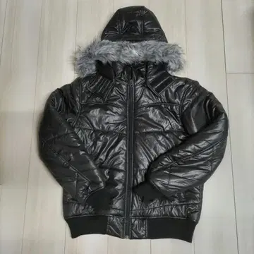 FIRST DOWN 충전솜 다운 자켓 M 사이즈