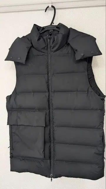 Y-3 블랙 다운 베스트