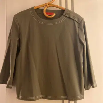 MAX&Co. 올리브 그린 반소매 티셔츠