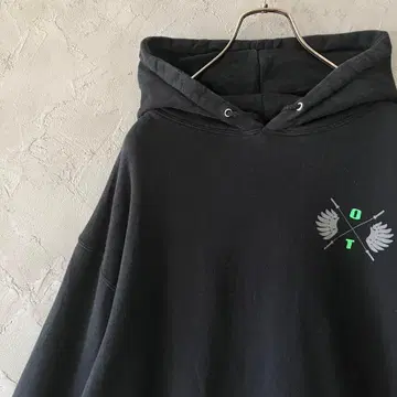 빈티지 후드티 풀오버 백 프린트 원 포인트 블랙 IW6