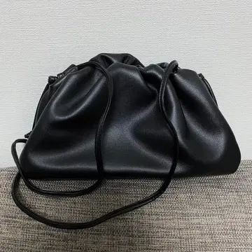 [ 미사용 새상품 ] 천연 가죽 가마구치 클러치 블랙 숄더백