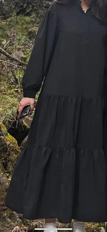 새상품급 crieconforto 티어드 원피스 블랙 긴팔