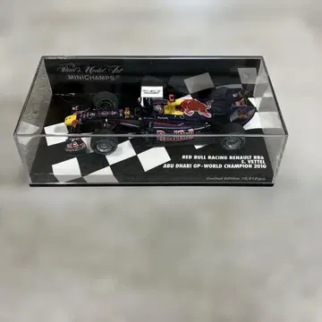 MINICHAMPS RB6 S. VETTEL 2010