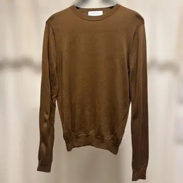 TOMORROWLAND 핸드 프레임 브라운 긴팔 니트