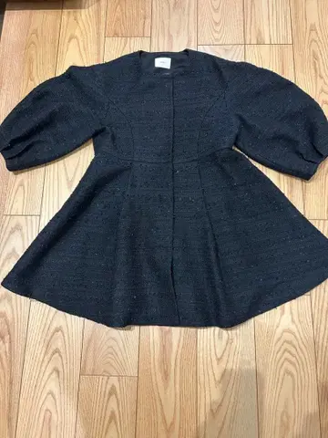 LE PHIL 블랙 플레어 셔츠