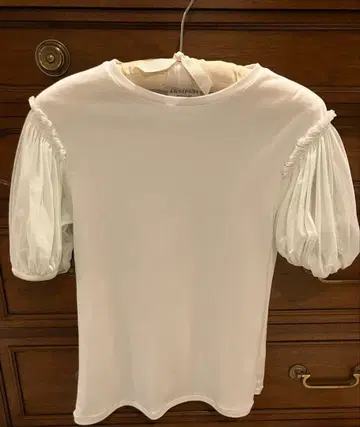 [새상품급] ANTIPAST 퍼프 슬리브 티셔츠