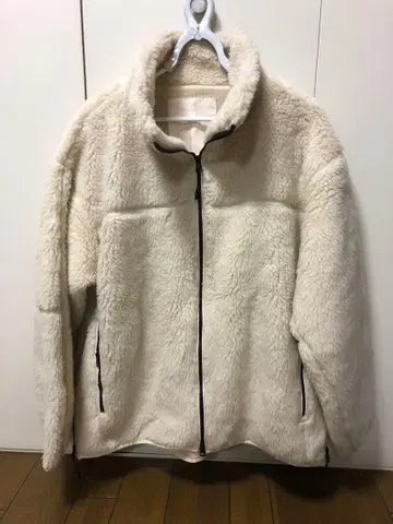 HEREIAM 플리스 자켓 크림색