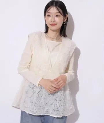 Mystrada 데코라 튤 블라우스 옅은 베이지