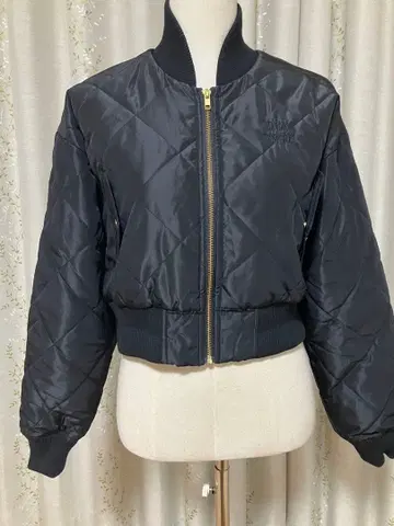 QUILTING SHORT MA-1 자켓 퀼팅 DIANTE